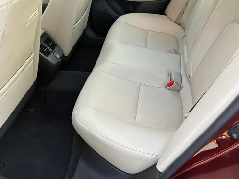Used 2018 Honda Clarity Touring image 14