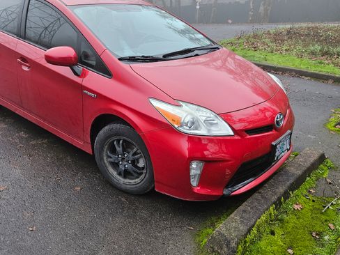 Used 2012 Toyota Prius Four image 6