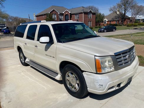 Used 2006 Cadillac Escalade ESV AWD image 1
