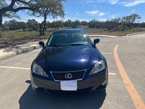 Used 2008 Lexus IS 250 image 1