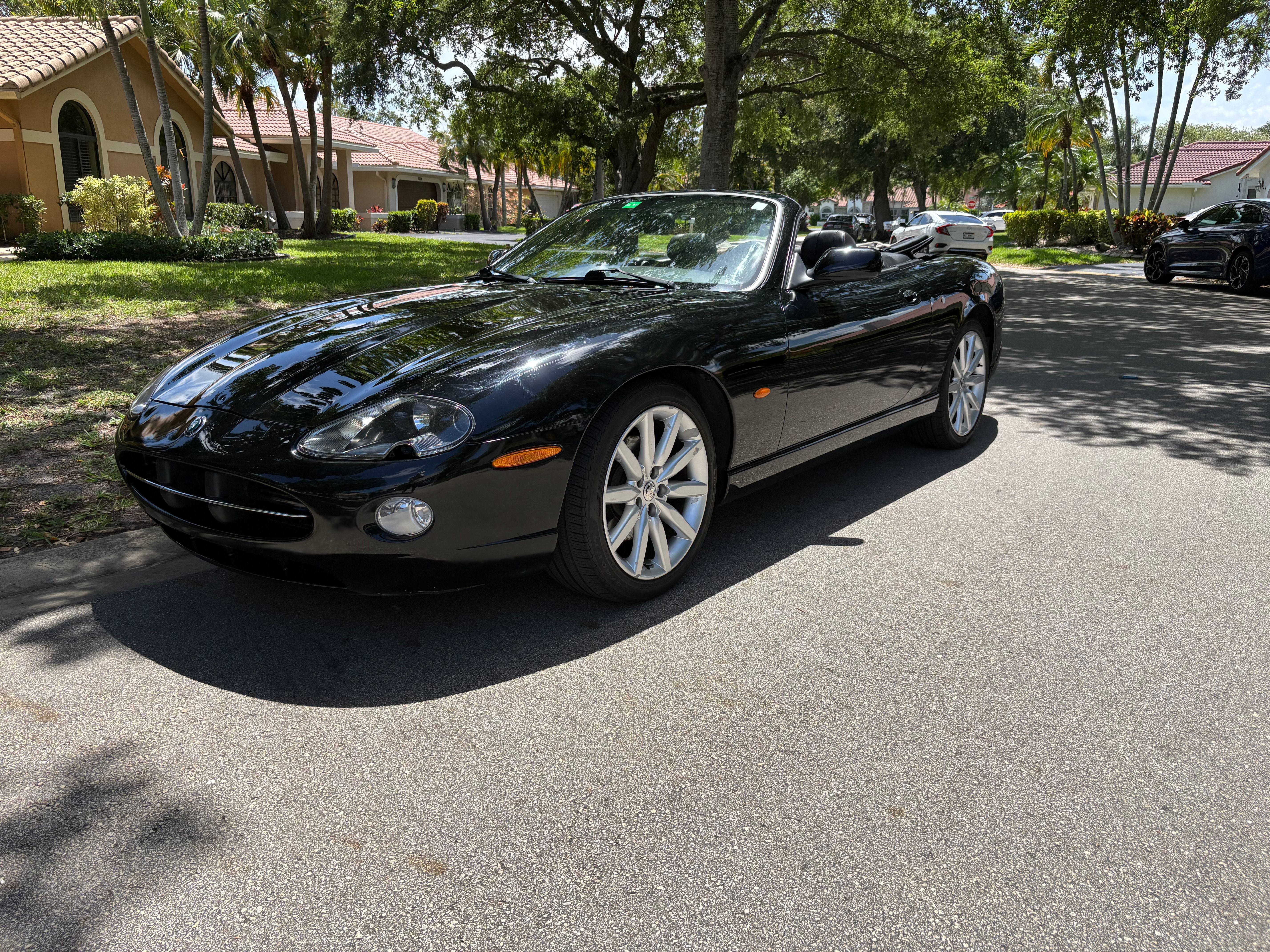 Used 2005 Jaguar XK8 Convertible RWD image 8