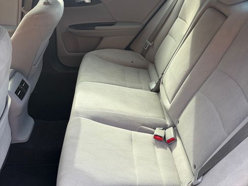 Used 2015 Honda Accord EX image 12