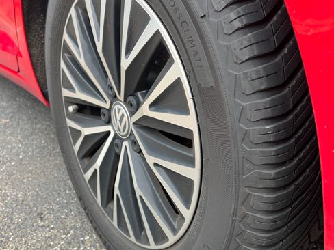 Used 2019 Volkswagen Jetta SE image 31