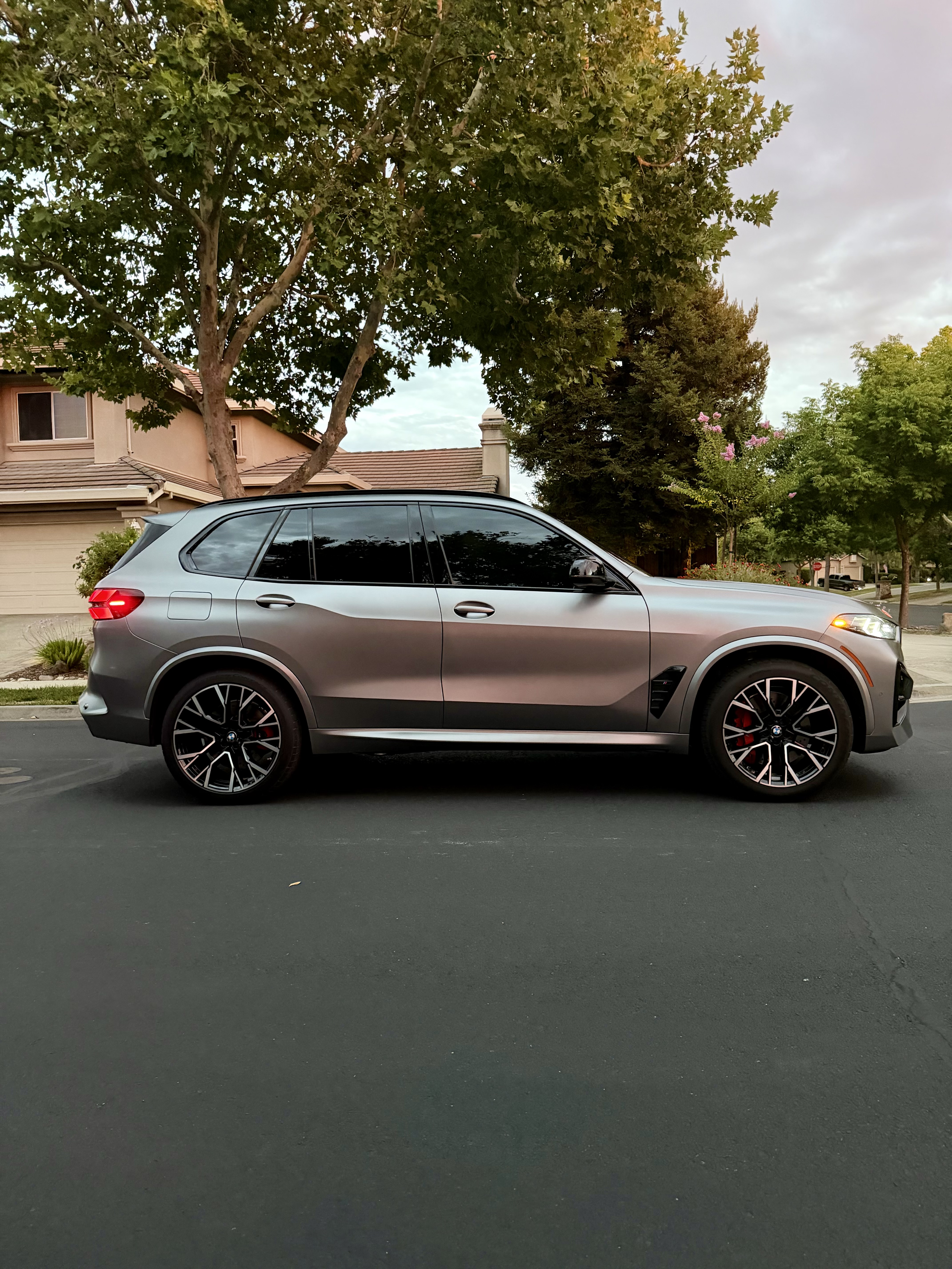 Used 2024 BMW X5 M Competition w/ Executive Package AWD/4WD image 5