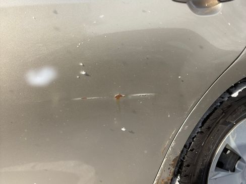 Used 2007 Toyota Camry SE image 2