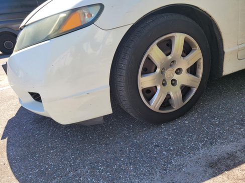 Used 2010 Honda Civic LX image 27