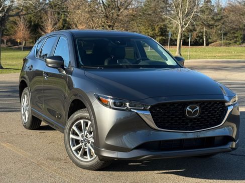 Used 2025 MAZDA CX-5 AWD 2.5 S w/ Preferred Package image 1