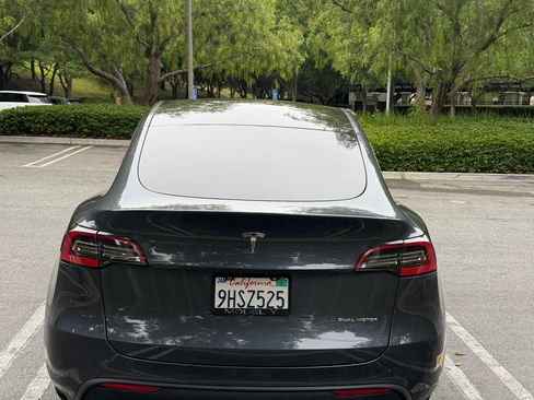 Used 2021 Tesla Model Y Long Range AWD/4WD image 6