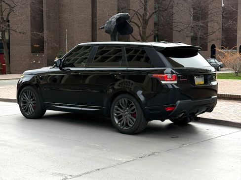 Used 2016 Land Rover Range Rover Sport HST image 8