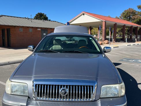 Used 2006 Mercury Grand Marquis LS image 1