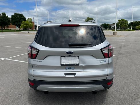 Used 2017 Ford Escape Titanium AWD/4WD image 6