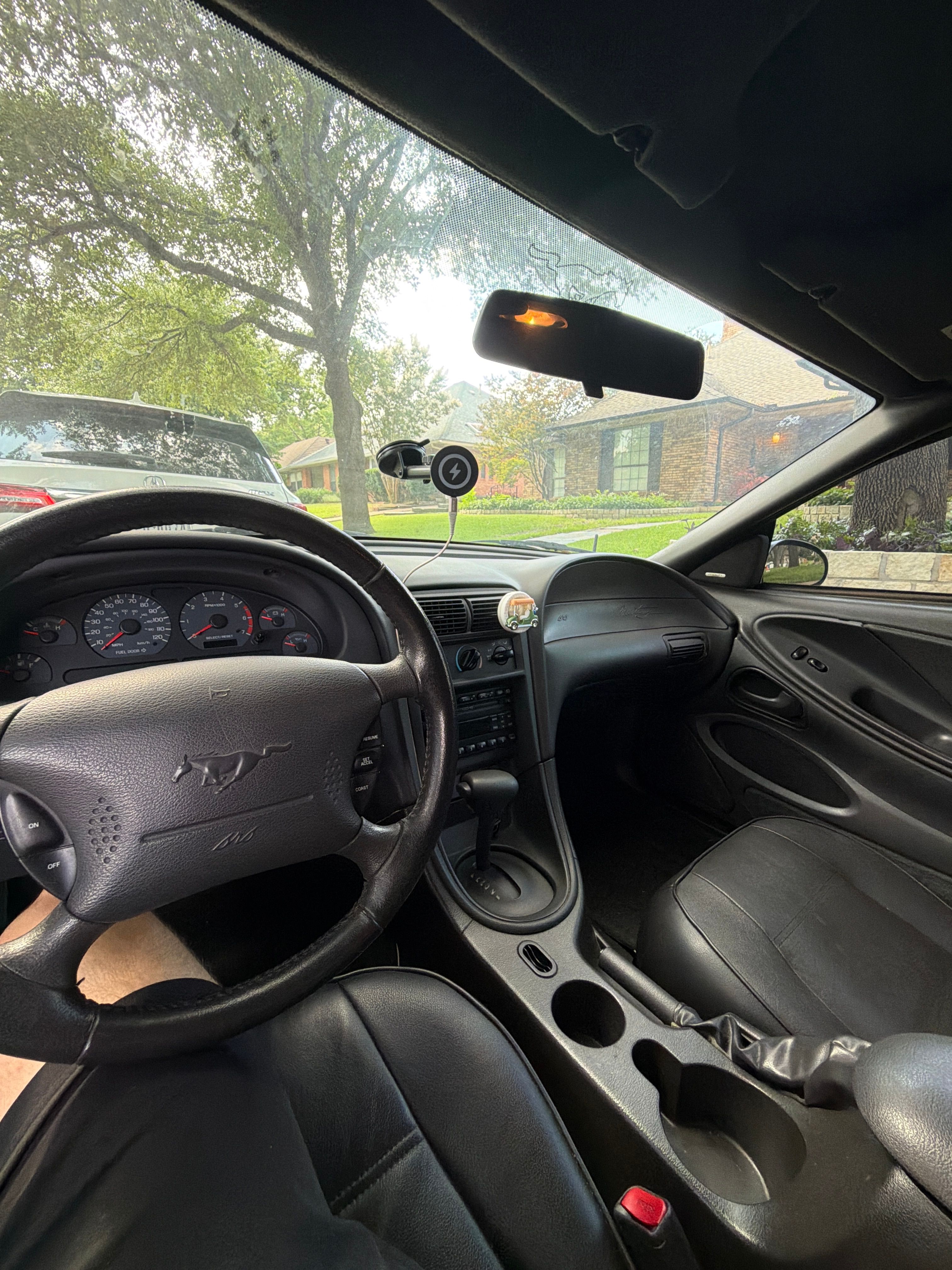 Used 2004 Ford Mustang Premium RWD image 8
