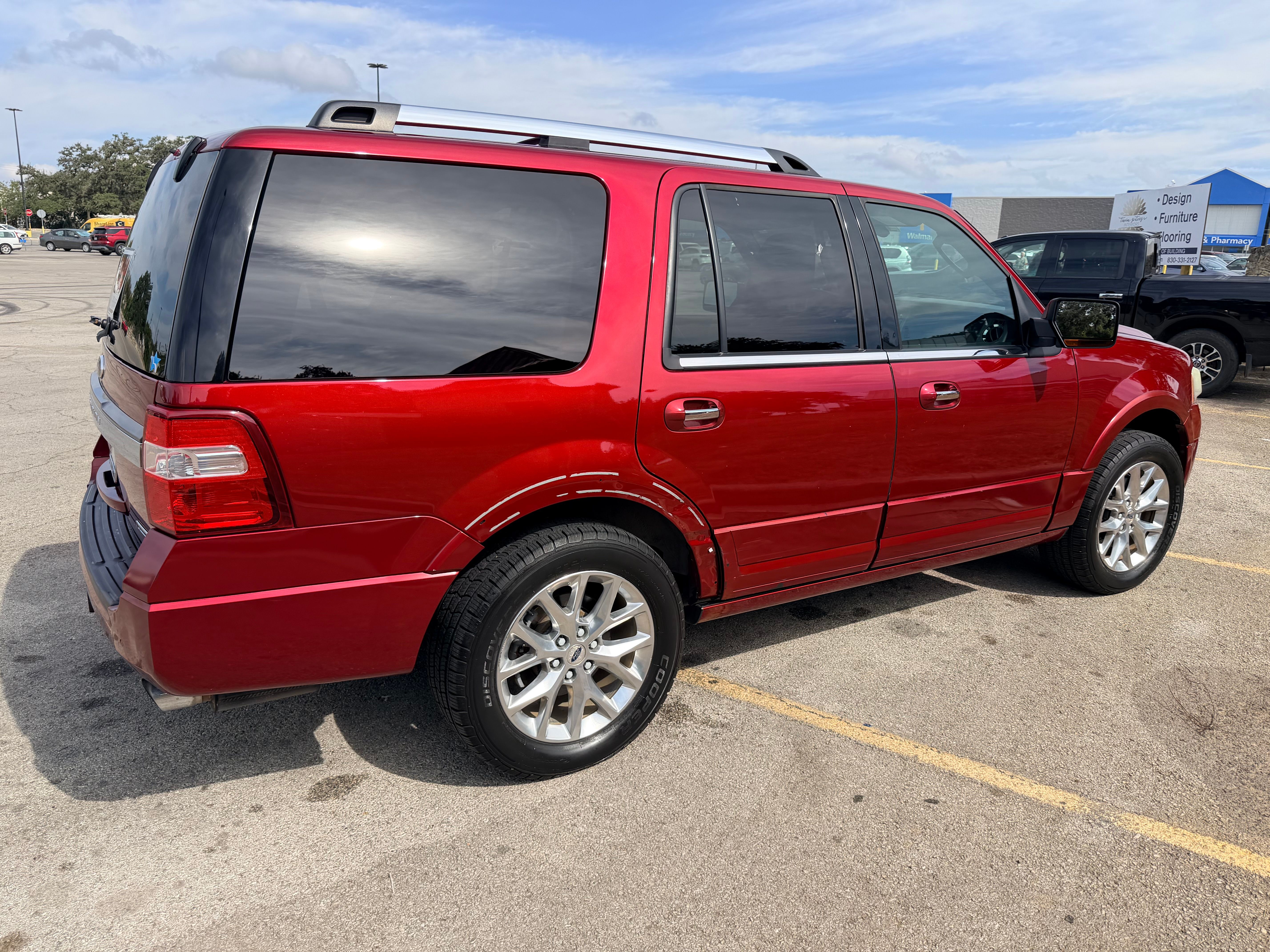 Used 2016 Ford Expedition Limited RWD image 5
