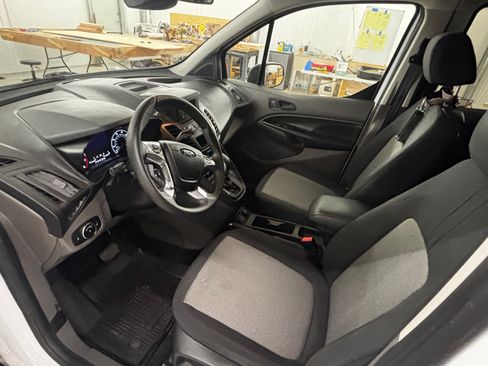 Used 2021 Ford Transit Connect XL image 10