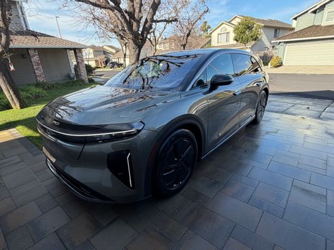 Used 2026 Lucid Gravity Grand Touring image 4