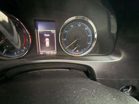 Used 2019 Toyota Corolla SE image 20