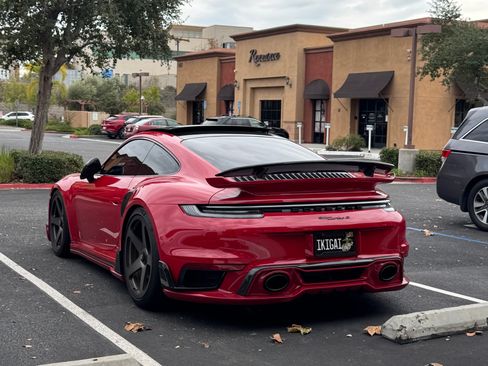 Used 2022 Porsche 911 Turbo S image 5