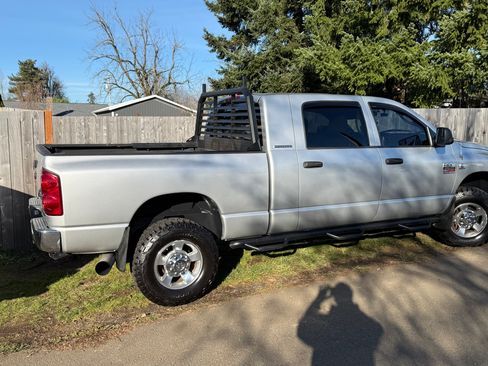 Used 2007 Dodge Ram 3500 Truck SLT w/ Light Group image 9