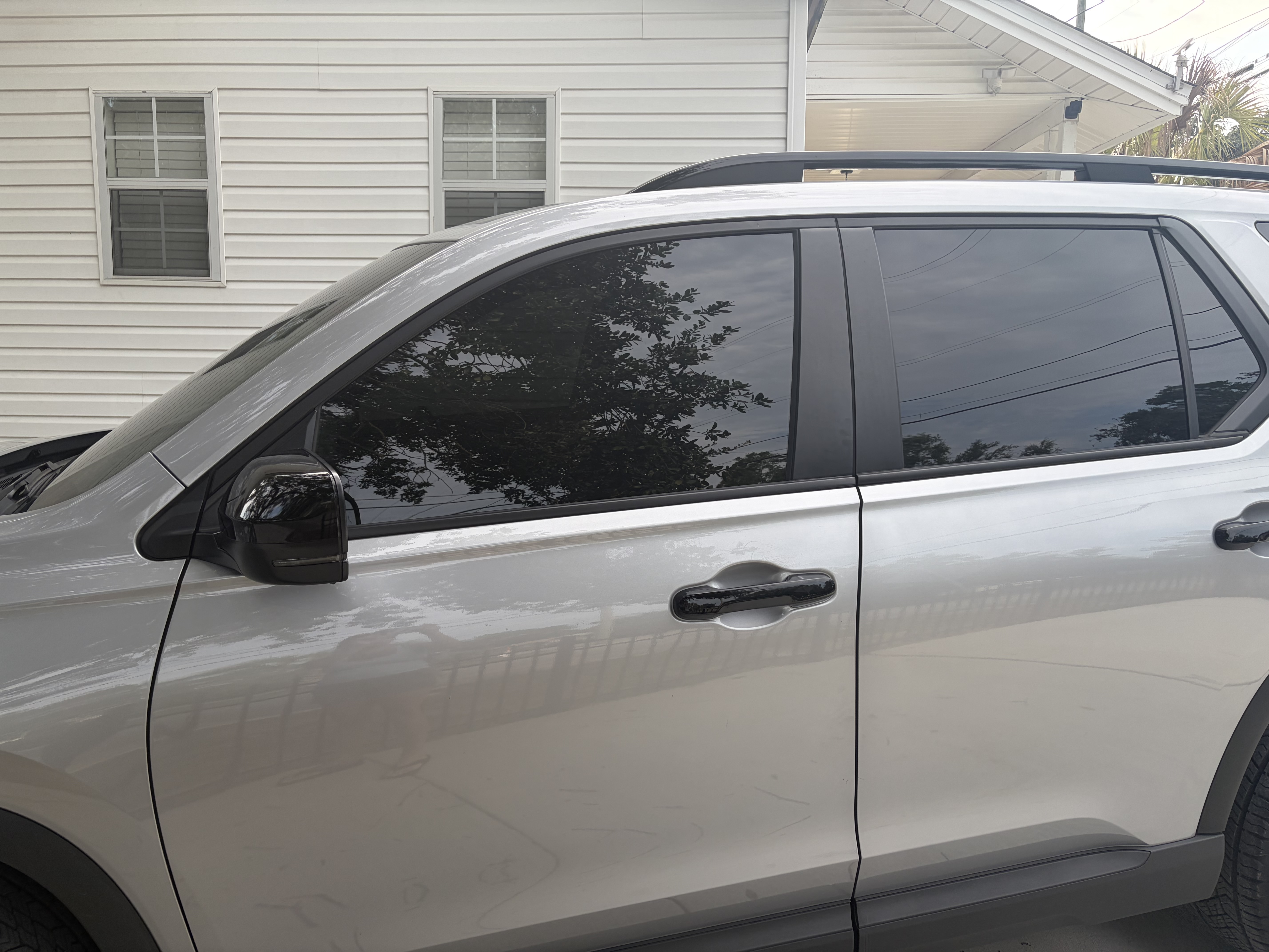Used 2025 Honda Pilot TrailSport image 2
