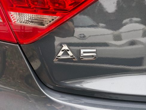 Used 2010 Audi A5 2.0T Premium Plus image 10
