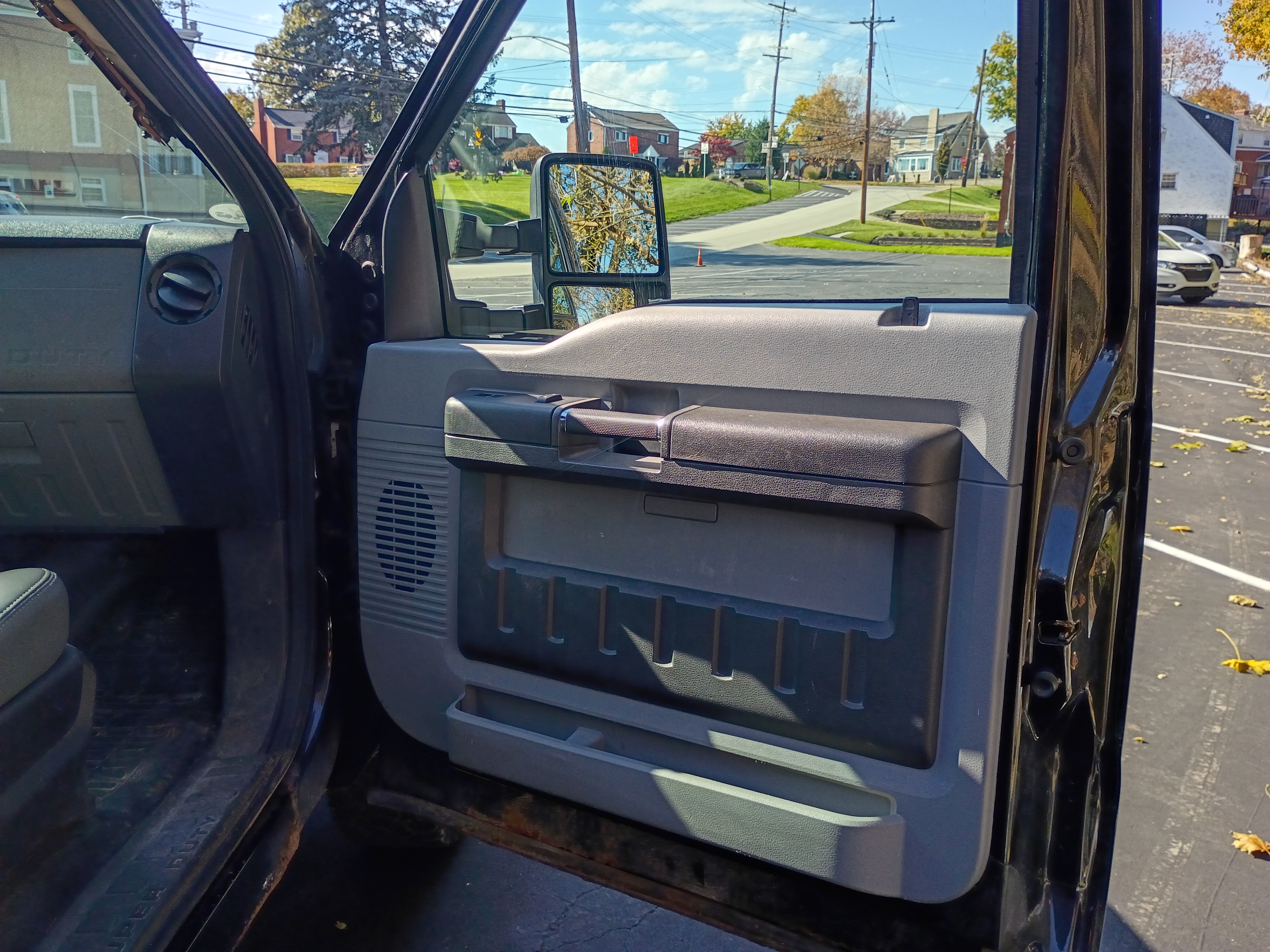 Used 2011 Ford F250 XL w/ PWR Equipment Group AWD/4WD image 14
