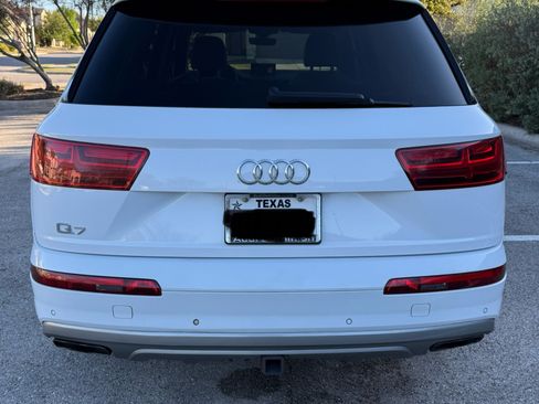 Used 2019 Audi Q7 3.0T Prestige image 12