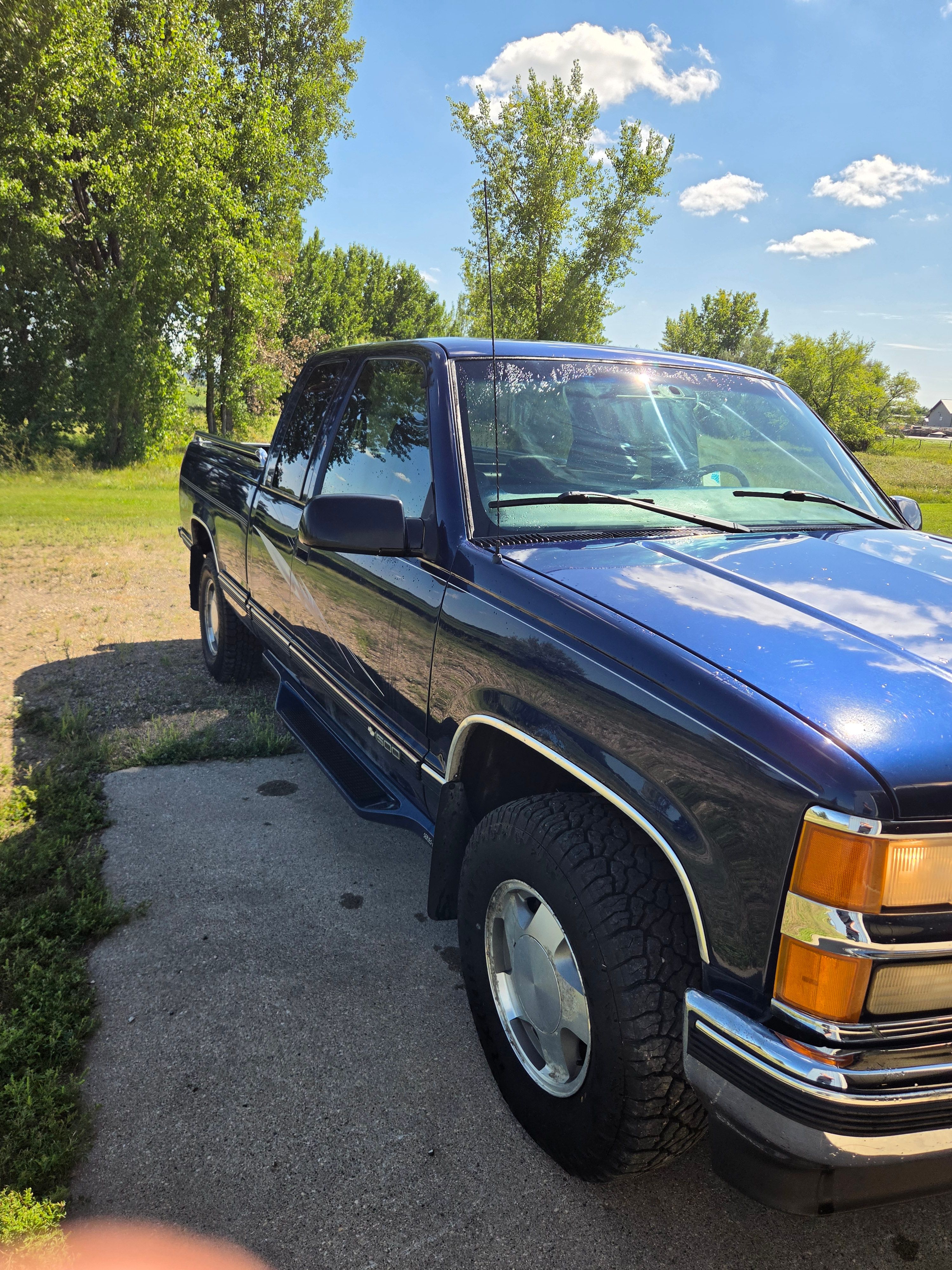 Used 1998 Chevrolet Silverado 1500 4x4 Extended Cab w/ Preferred Equipment Group 3 image 9