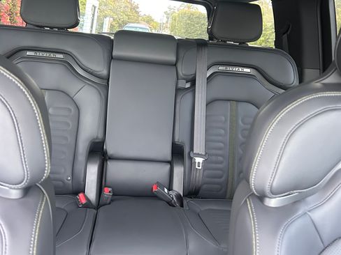 Used 2025 Rivian R1S Adventure image 22