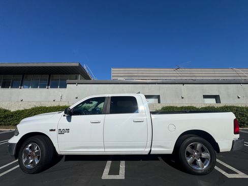 Used 2019 RAM 1500 Big Horn image 4