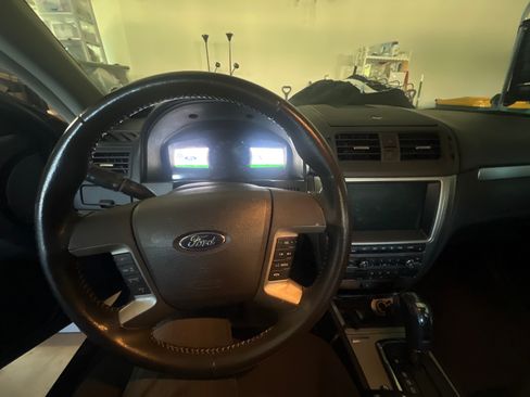 Used 2010 Ford Fusion Hybrid image 5