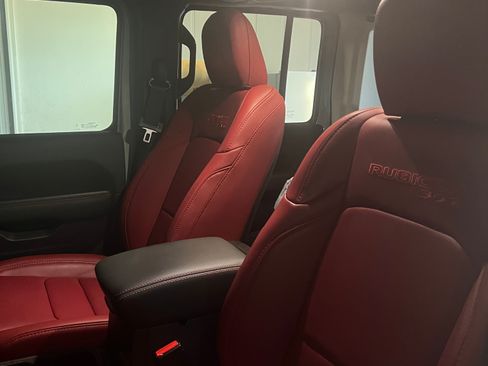 Used 2024 Jeep Wrangler Unlimited Rubicon 392 image 6