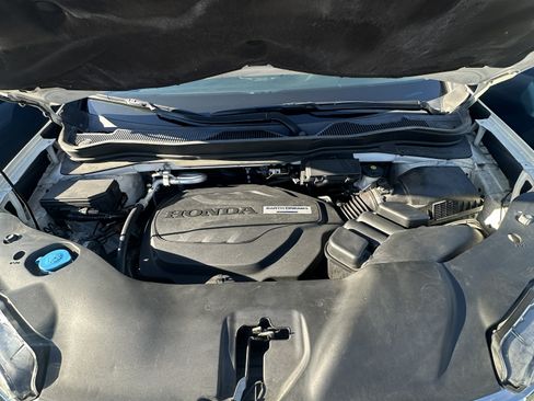 Used 2017 Honda Pilot Elite image 9