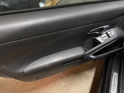 Used 2014 Porsche 911 Carrera 4 image 18