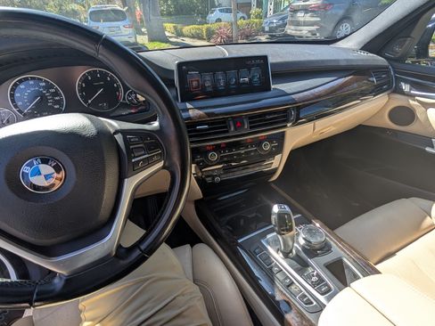 Used 2017 BMW X5 xDrive40e image 15