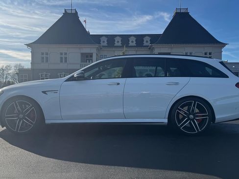 Used 2019 Mercedes-Benz E 63 AMG S image 2