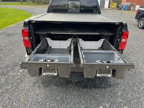 Used 2015 Chevrolet Silverado 1500 LTZ w/ LTZ Plus Package AWD/4WD image 14