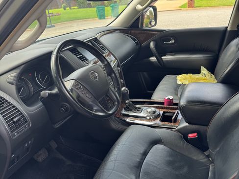 Used 2020 Nissan Armada SL w/ Premium Package AWD/4WD image 9