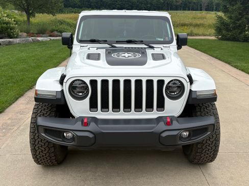 Used 2018 Jeep Wrangler Unlimited Rubicon w/ LED Lighting Group AWD/4WD image 2