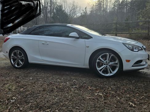 Used 2016 Buick Cascada Premium image 4