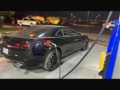 Used 2011 Chevrolet Camaro SS w/ RS Package image 17