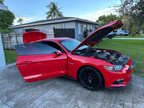 Used 2015 Ford Mustang GT Premium w/ GT Performance Package image 12