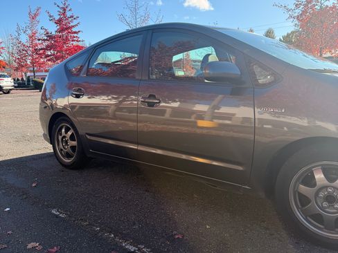 Used 2009 Toyota Prius Touring image 4