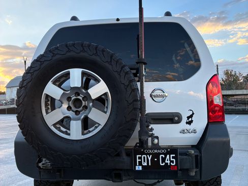 Used 2009 Nissan Xterra Off-Road w/ Tow Pkg AWD/4WD image 12