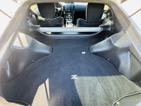 Used 2015 Nissan 370Z Coupe image 10