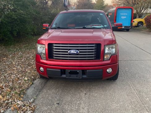 Used 2010 Ford F150 XLT image 10