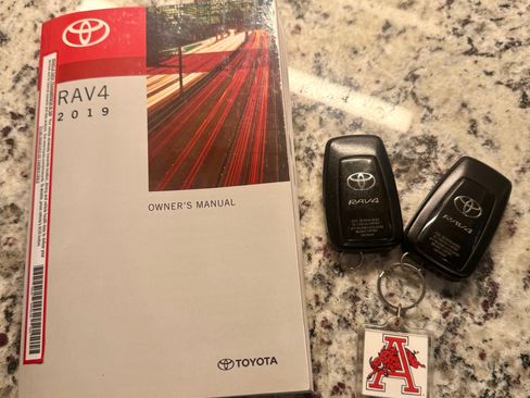Used 2019 Toyota RAV4 Adventure AWD/4WD image 30