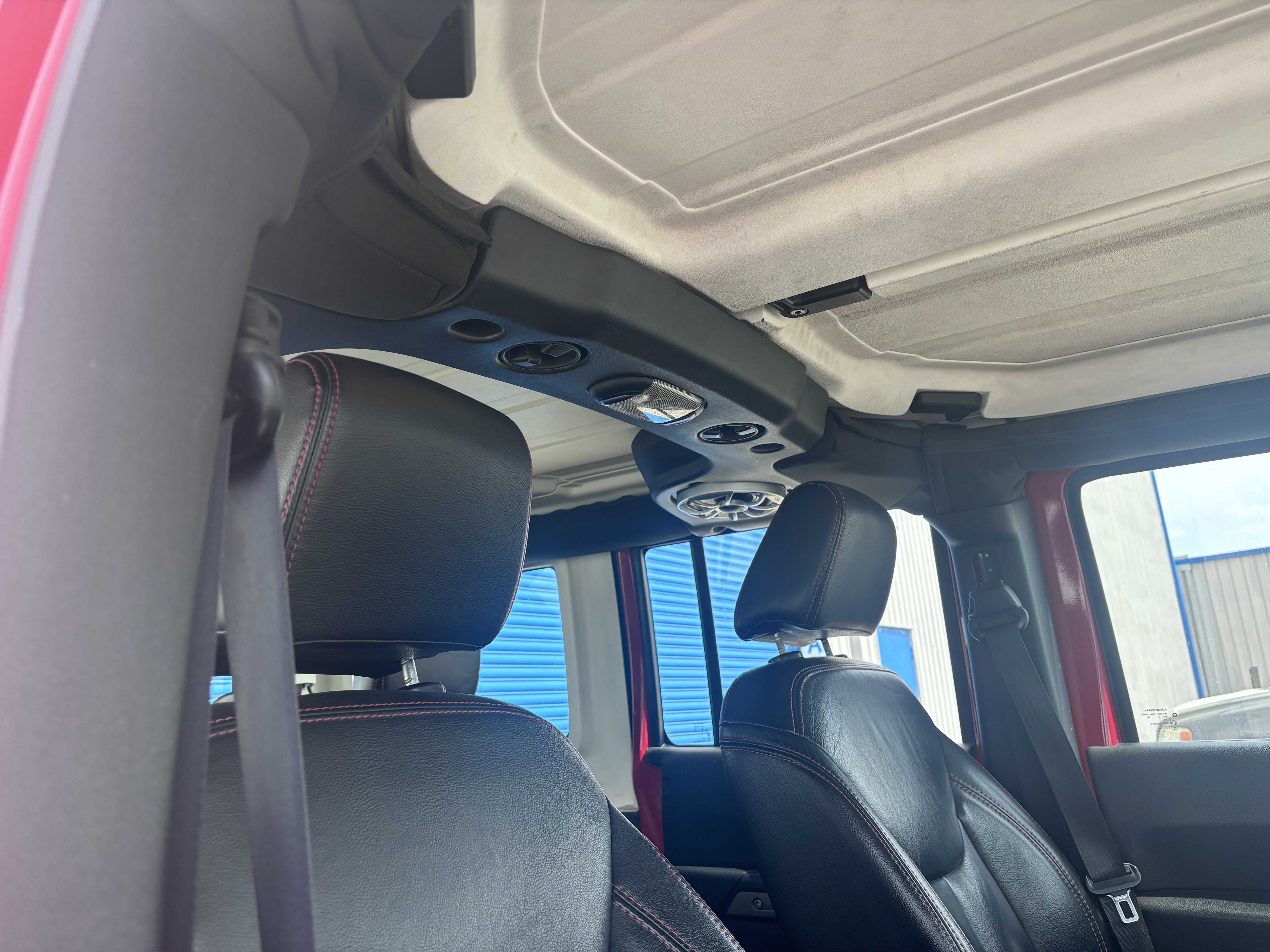Used 2013 Jeep Wrangler Unlimited Sport w/ Connectivity Group AWD/4WD image 9