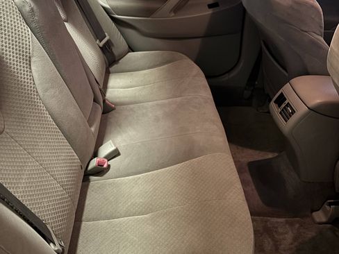 Used 2007 Toyota Camry Hybrid Sedan 4D image 14