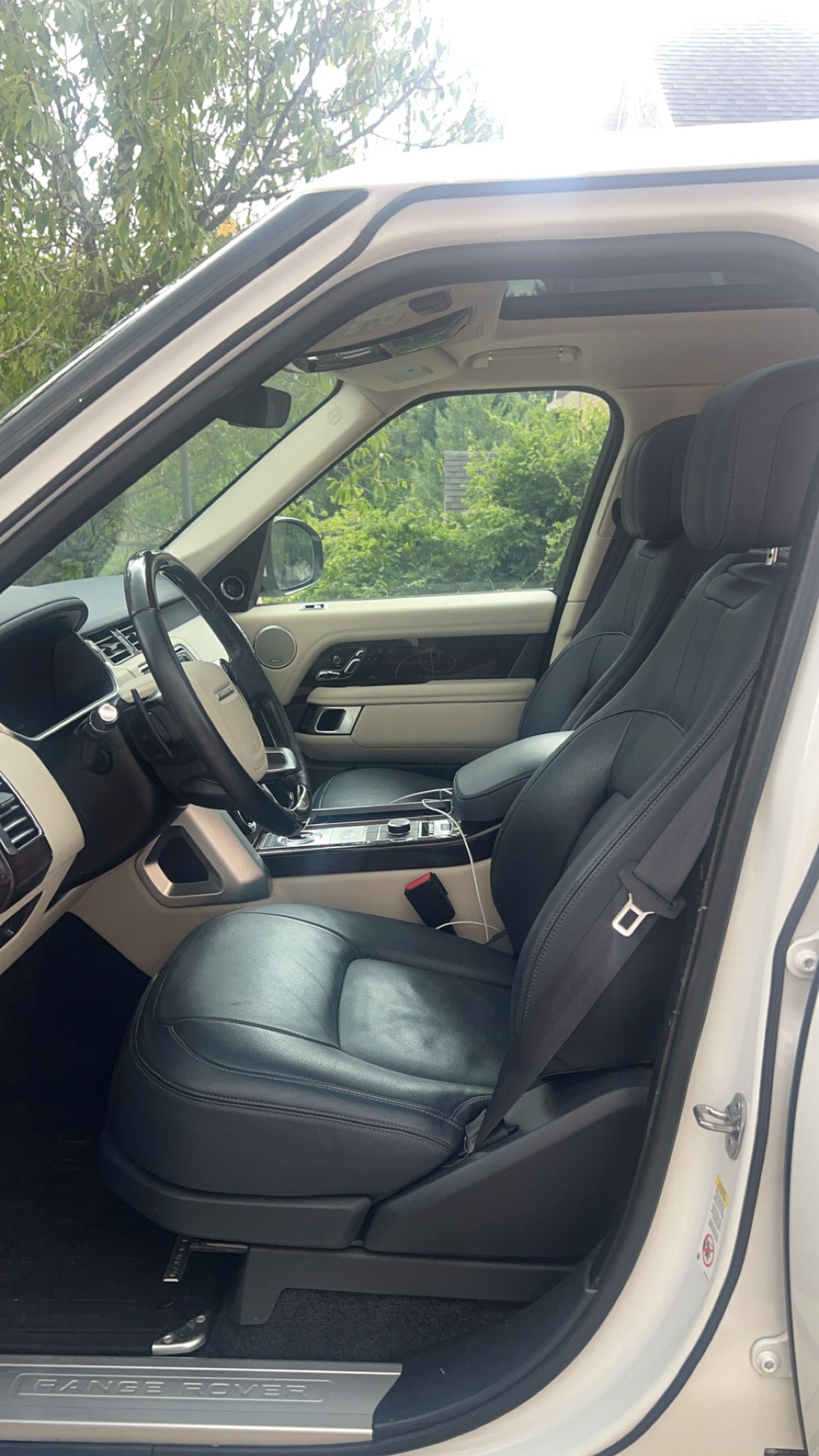 Used 2021 Land Rover Range Rover Westminster Edition AWD/4WD image 18