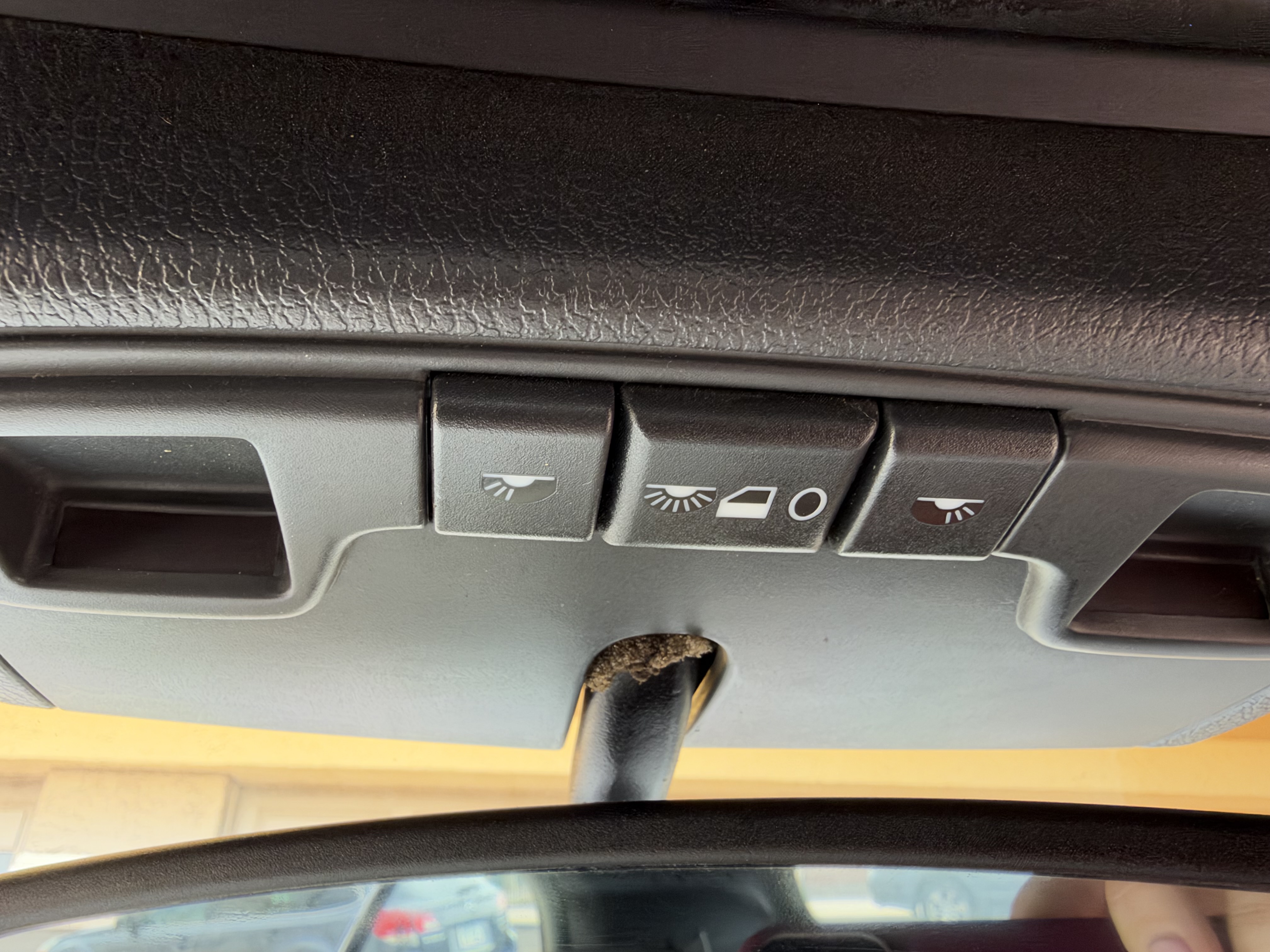 Used 2001 Volvo C70 HT FWD image 18